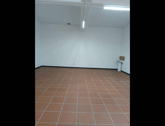 RETAIL PROPERTY TO RENT IN HOWICK CENTRAL
